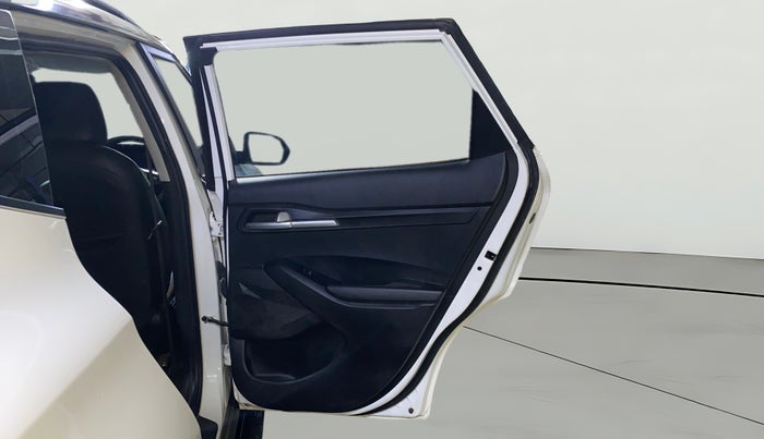 2022 KIA SELTOS HTK 1.5 PETROL, Petrol, Manual, 9,441 km, RHS Rear Door