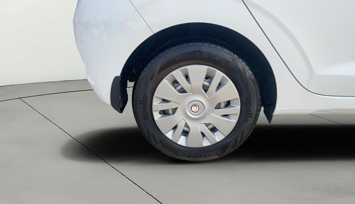 2022 Hyundai GRAND I10 NIOS ERA 1.2 KAPPA VTVT, Petrol, Manual, 58,830 km, Right Rear Wheel