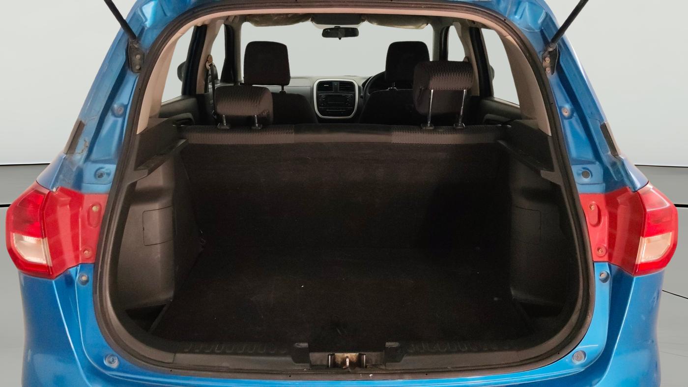 2017 Maruti Vitara Brezza VDI (O), Diesel, Manual, 1,32,540 km, Boot Open Zoomed View