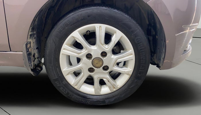 2016 Tata Tiago XZ PETROL, Petrol, Manual, 97,079 km, Right Front Wheel