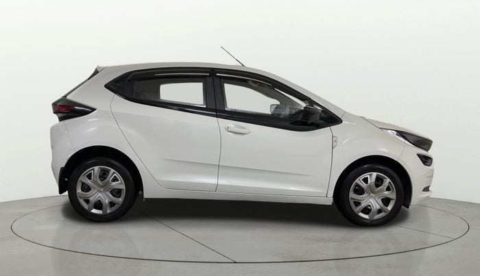 2022 Tata ALTROZ XM PLUS PETROL, Petrol, Manual, 32,439 km, Right Side View