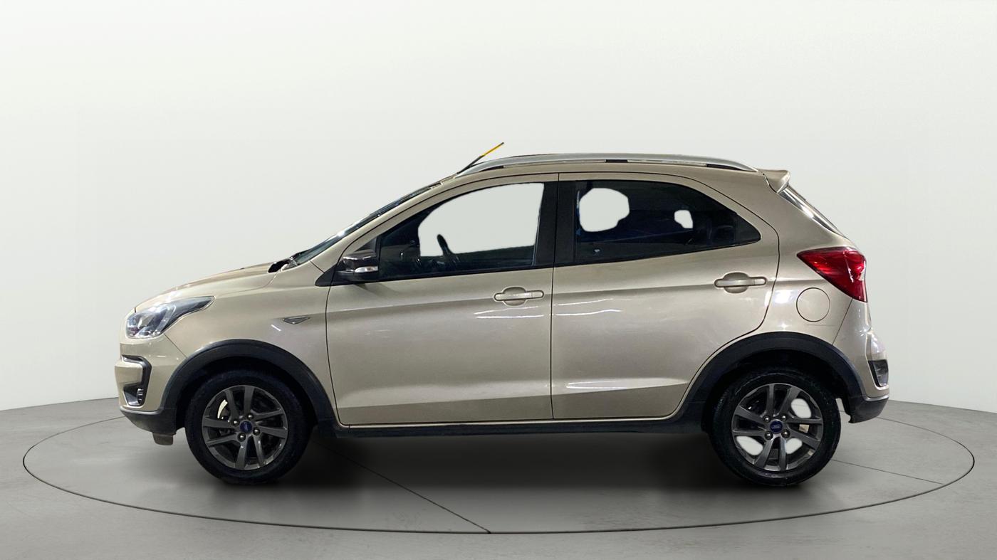 2018 Ford FREESTYLE TITANIUM PLUS 1.2 PETROL, Petrol, Manual, 79,647 km, Left Side
