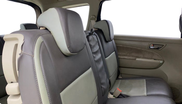 2013 Maruti Ertiga VXI, Petrol, Manual, 33,718 km, Right Side Rear Door Cabin