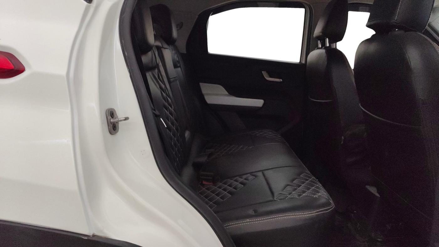 2024 Tata PUNCH CREATIVE AMT 1.2 RTN DUAL TONE, Petrol, Automatic, 9,649 km, Right Side Rear Door Cabin
