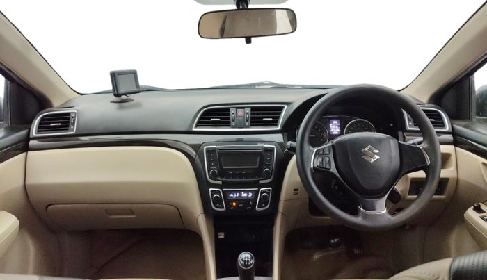2016 Maruti Ciaz VXI+, Petrol, Manual, 1,24,512 km, Dashboard