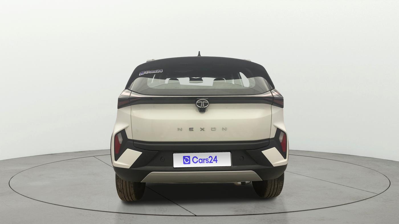 2023 Tata NEXON FEARLESS + SUNROOF DUAL TONE 1.2 PETROL, Petrol, Manual, 271 km, Back/Rear