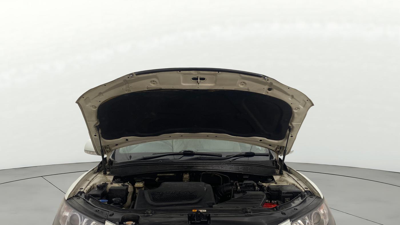 2013 Hyundai Santa Fe 4 WD AT, Diesel, Automatic, 1,22,204 km, Open Bonet