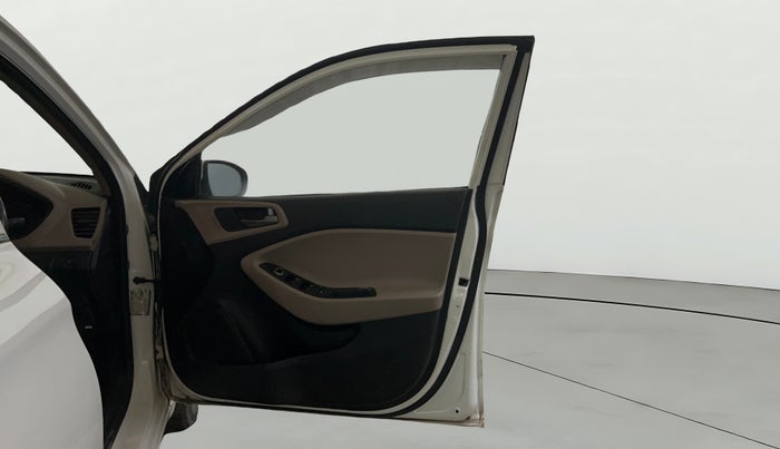 2016 Hyundai Elite i20 MAGNA 1.2, Petrol, Manual, 60,947 km, RHS Front Door