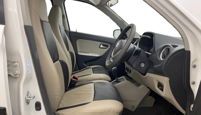 2016 Maruti Alto K10 VXI AMT, Petrol, Automatic, 22,453 km, Right Side Front Door Cabin