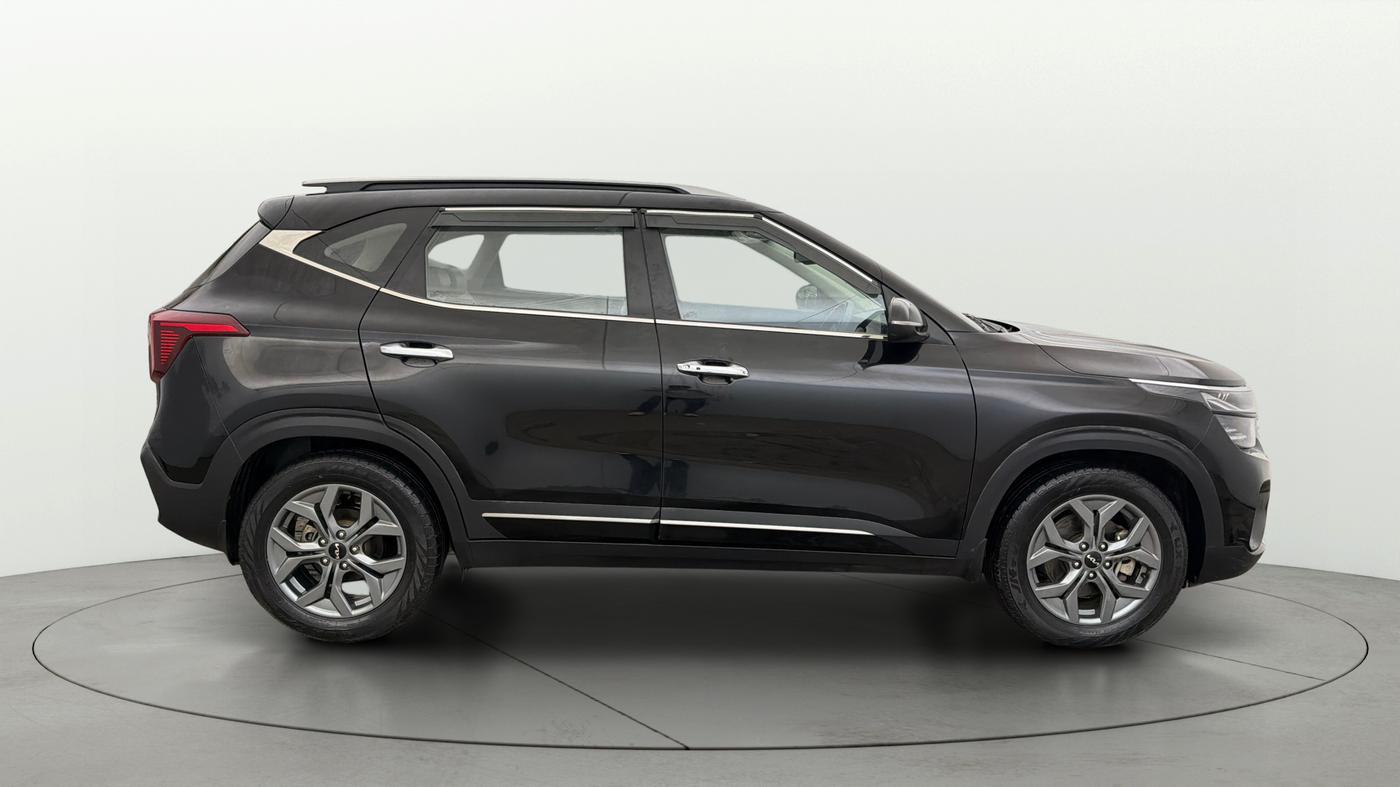 2024 KIA SELTOS  HTX 1.5 PETROL MT, Petrol, Manual, 40,834 km, Right Side View
