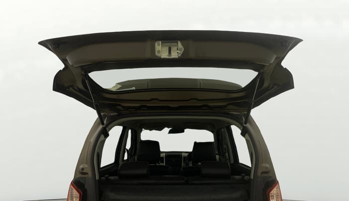 2017 Maruti Wagon R 1.0 LXI CNG (O), CNG, Manual, 52,446 km, Boot Door Open