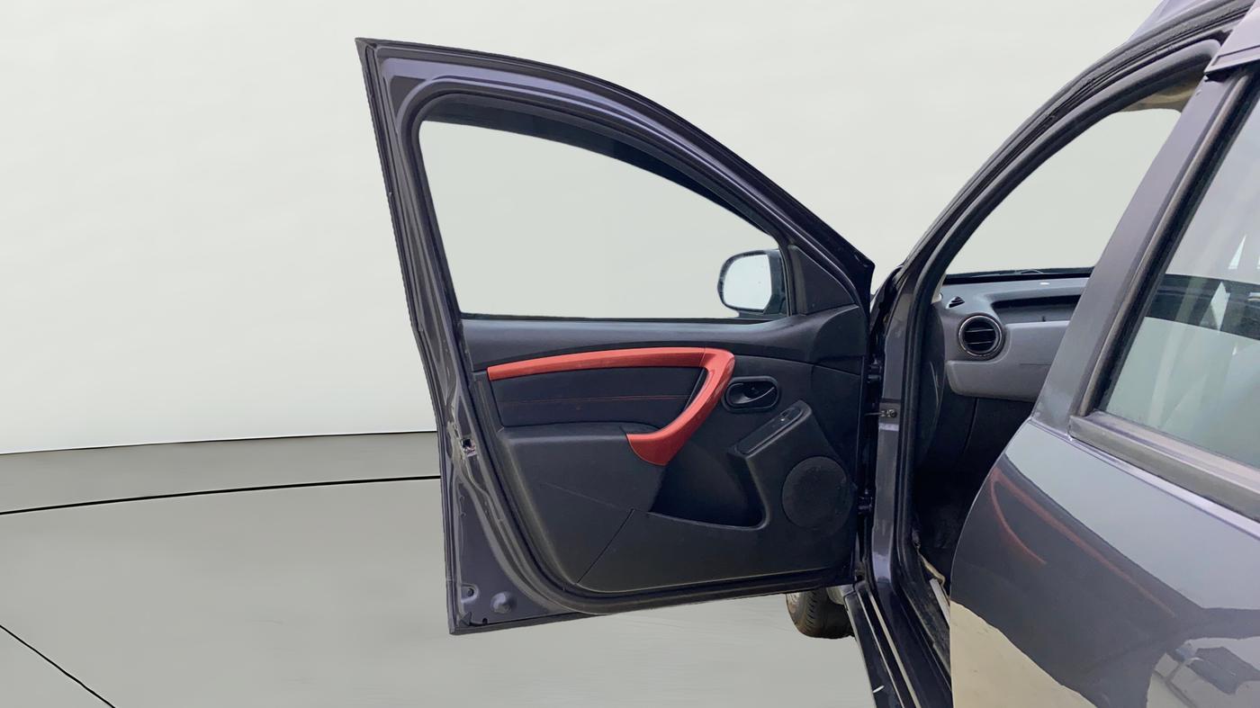2018 Renault Duster 85 PS RXS MT DIESEL, Diesel, Manual, 1,00,027 km, LHS Front Door