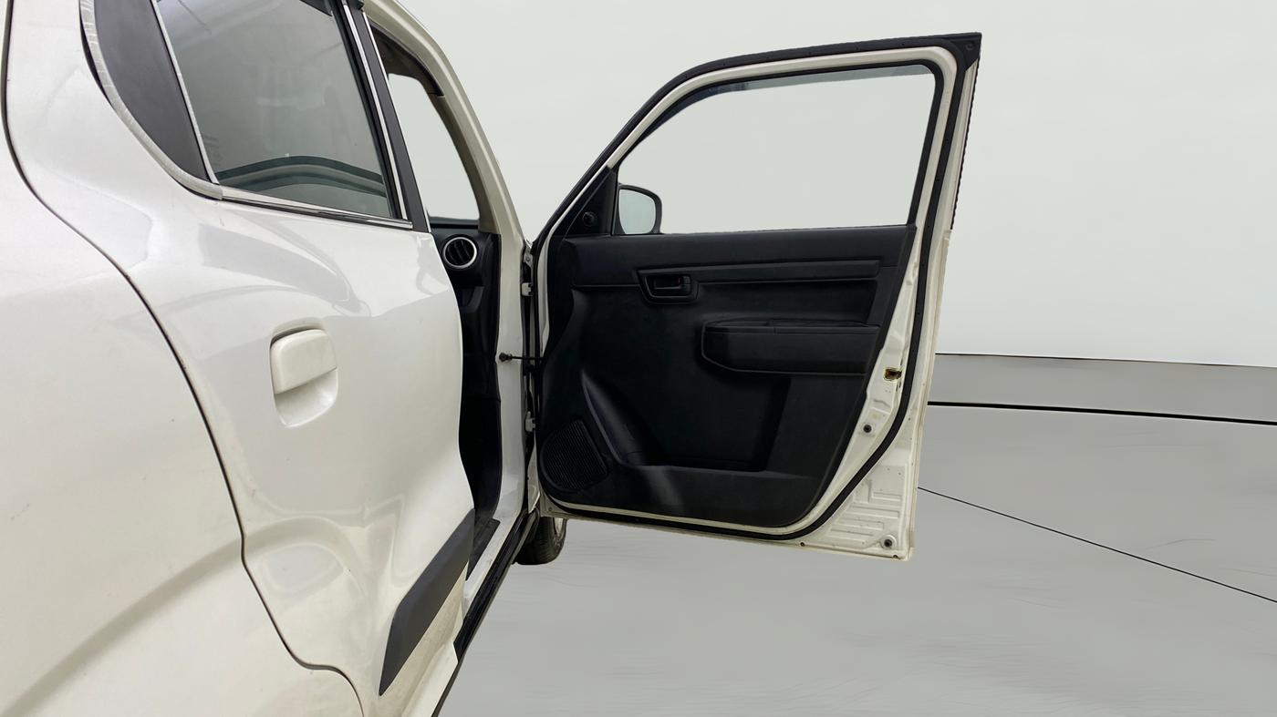 2020 Maruti S PRESSO VXI+, Petrol, Manual, 66,861 km, RHS Front Door
