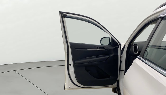 2023 KIA SONET HTK PLUS 1.5 IMT, Diesel, Manual, 38,169 km, LHS Front Door