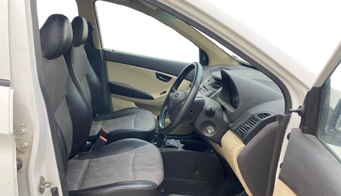 2013 Hyundai Eon MAGNA +, Petrol, Manual, 59,756 km, Right Side Front Door Cabin