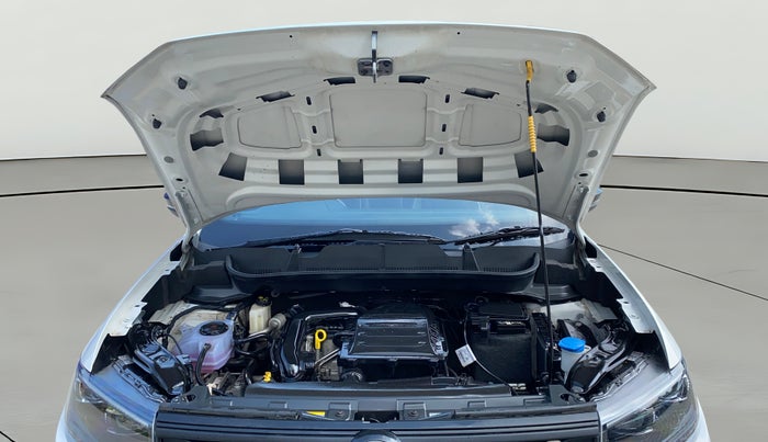 2024 Volkswagen TAIGUN GT Line 1.0L TSI MT, Petrol, Manual, 17,691 km, Open Bonet