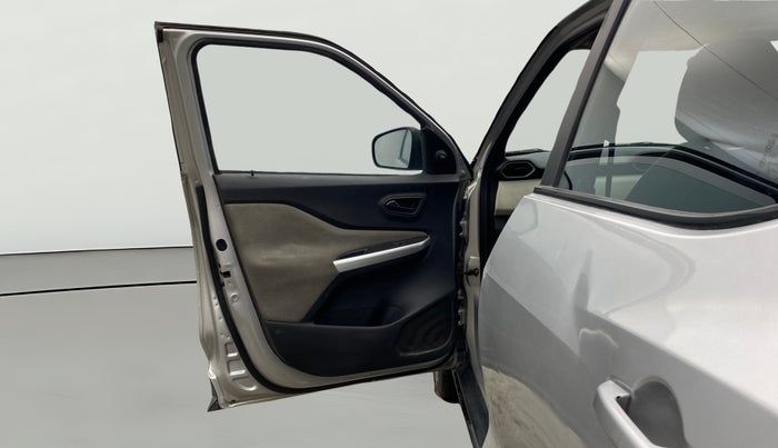 2021 Nissan MAGNITE XE, Petrol, Manual, 1,12,912 km, LHS Front Door