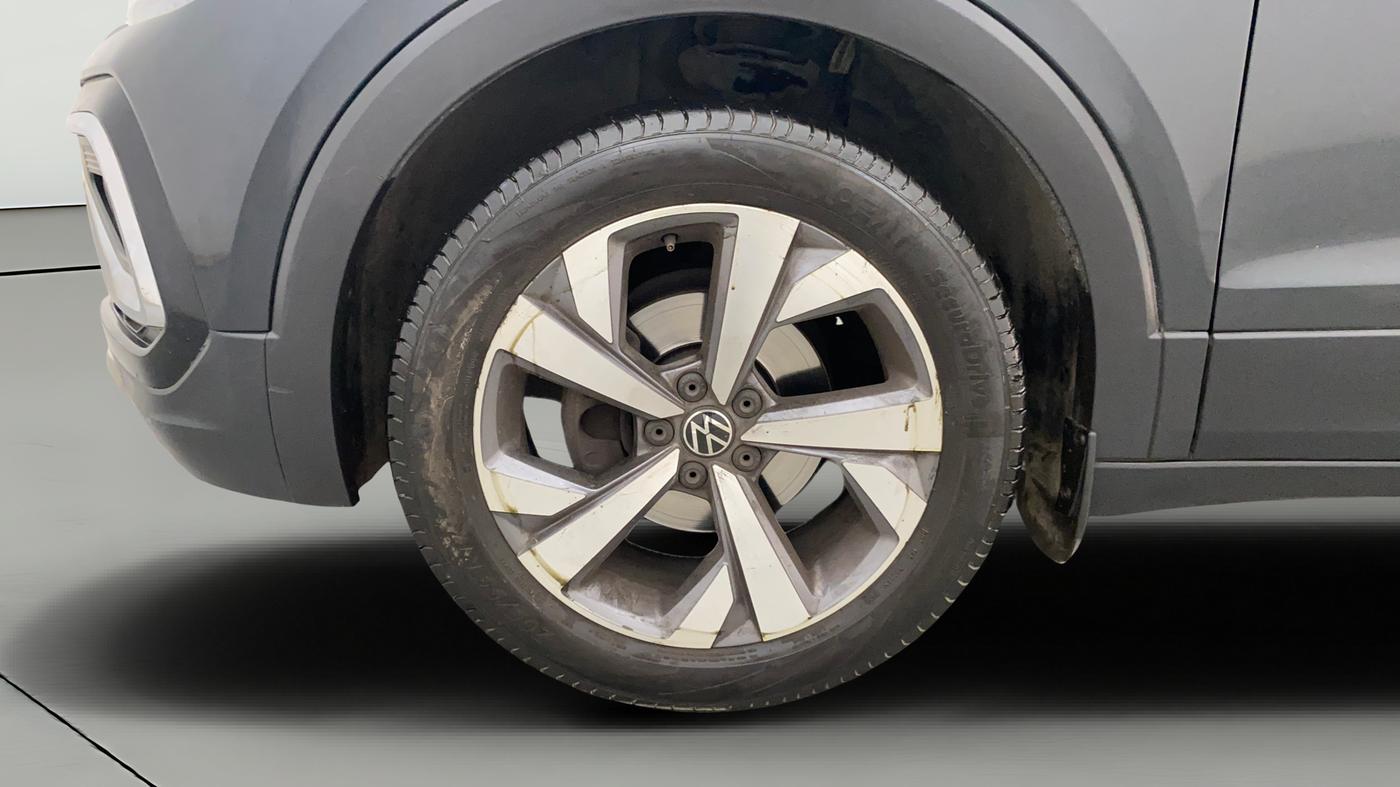 2022 Volkswagen TAIGUN TOPLINE 1.0 TSI MT, Petrol, Manual, 33,574 km, Left Front Wheel
