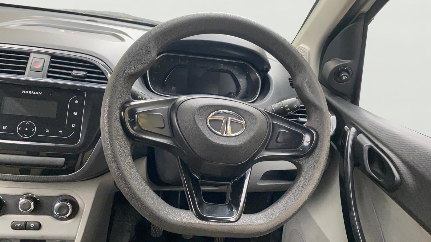 2020 Tata Tiago XT PETROL, Petrol, Manual, 46,888 km, Steering Wheel Close Up