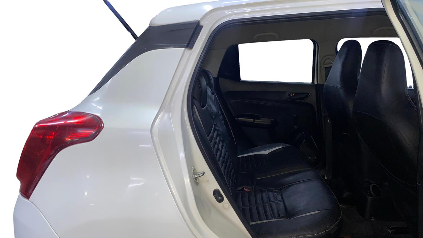 2020 Maruti Swift LXI, Petrol, Manual, 61,971 km, Right Side Rear Door Cabin