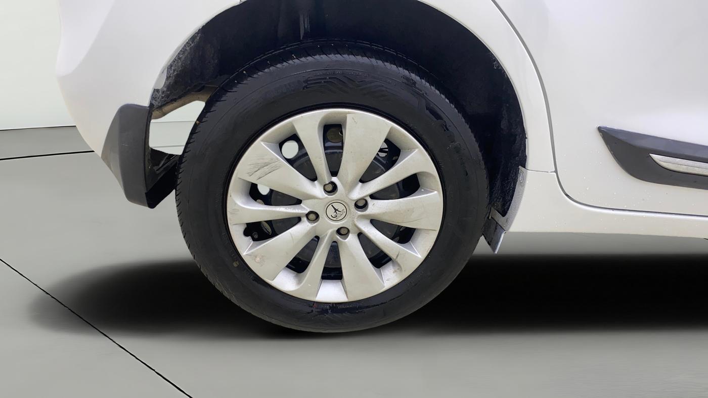 2018 Maruti Baleno DELTA PETROL 1.2, Petrol, Manual, 52,009 km, Right Rear Wheel