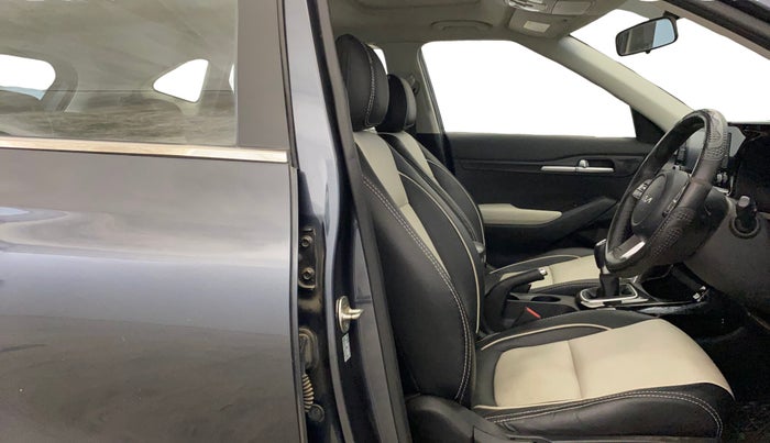 2022 KIA SELTOS HTK PLUS 1.5 IMT, Petrol, Manual, 34,293 km, Right Side Front Door Cabin