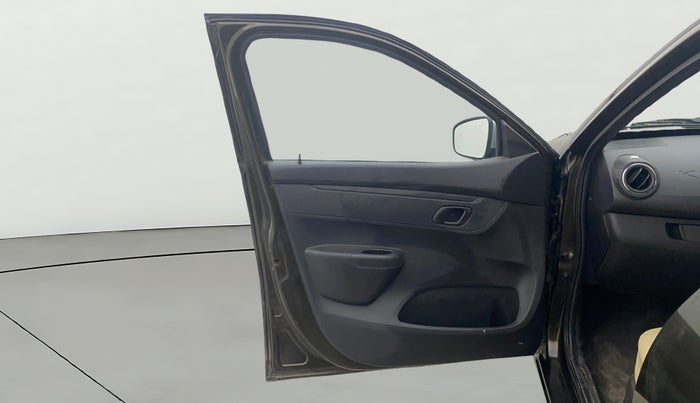 2022 Renault Kwid RXT 1.0 AMT (O), Petrol, Automatic, 24,936 km, LHS Front Door