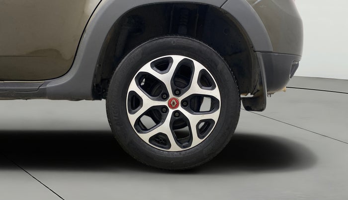 2020 Renault Duster RXS 1.3 TURBO PETROL CVT, Petrol, Automatic, 58,317 km, Left Rear Wheel