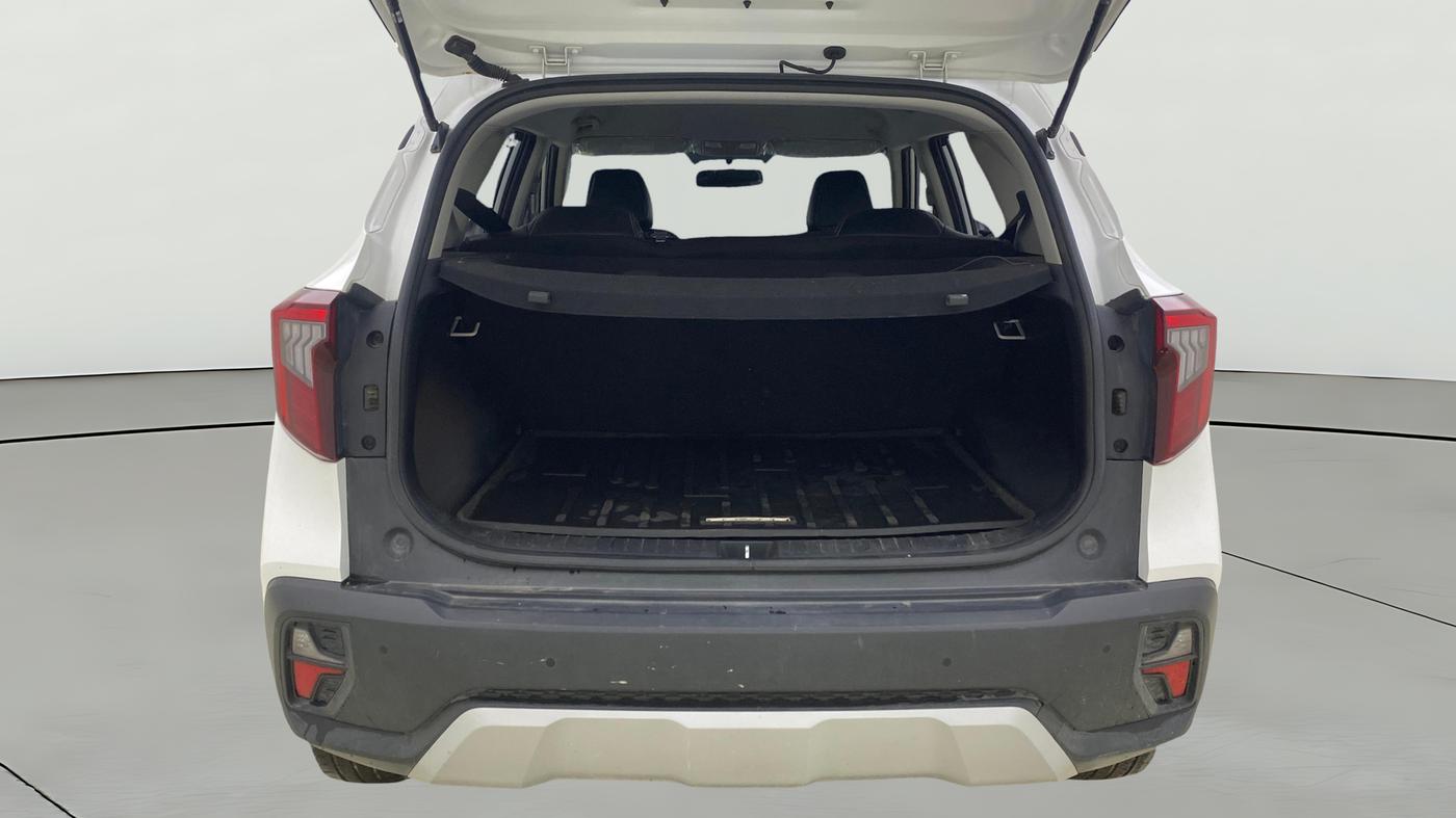2023 KIA SELTOS  HTX 1.5 PETROL MT, Petrol, Manual, 30,059 km, Boot Open Zoomed View