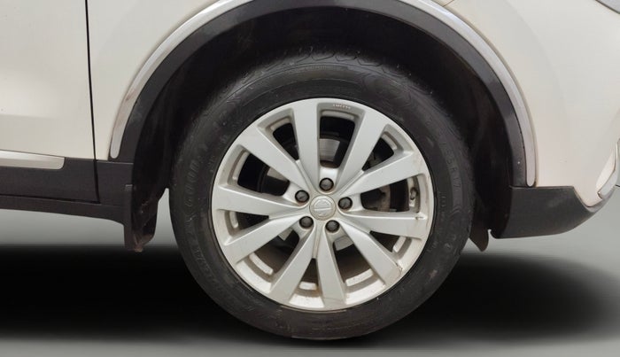 2022 MG ASTOR SUPER 1.5 MT, Petrol, Manual, 36,542 km, Right Front Wheel