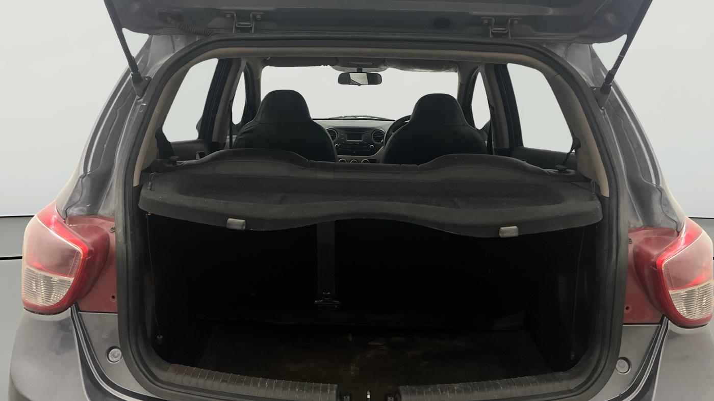 2015 Hyundai Grand i10 SPORTZ 1.2 KAPPA VTVT, Petrol, Manual, 1,13,358 km, Boot Open Zoomed View