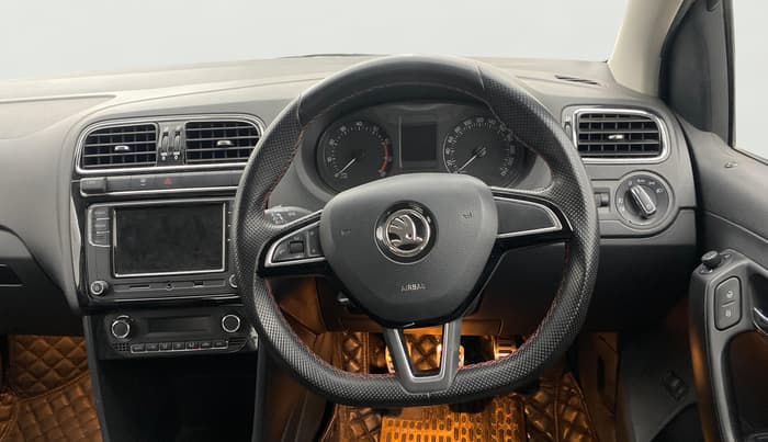 2018 Skoda Rapid 1.6 MPI STYLE PLUS MT, Petrol, Manual, 73,107 km, Steering Wheel Close Up