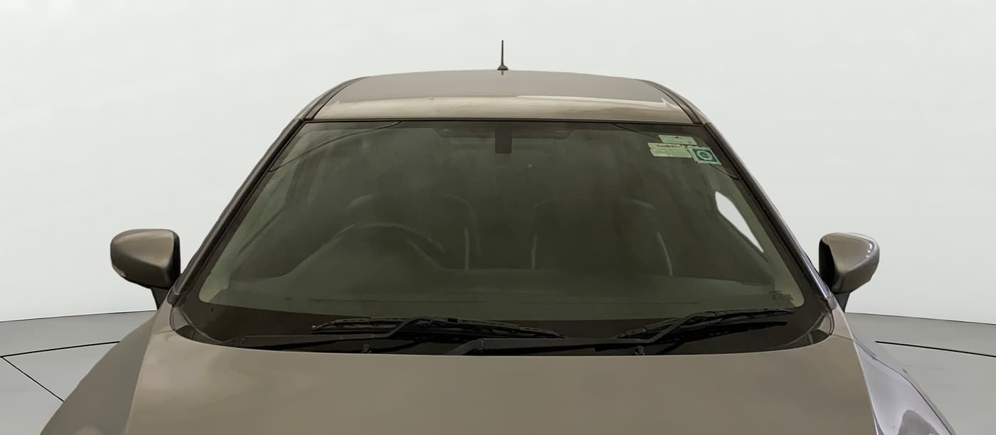 2017 Maruti Baleno ALPHA PETROL 1.2, Petrol, Manual, 84,196 km, Front Windshield