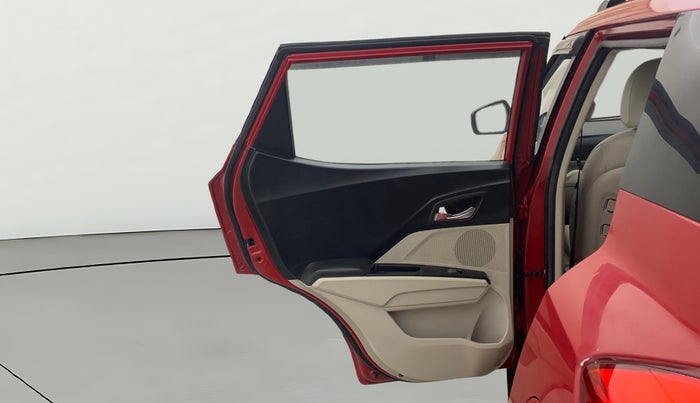 2021 Mahindra XUV300 W8 (O) 1.2 PETROL AMT, Petrol, Automatic, 59,338 km, LHS Rear Door