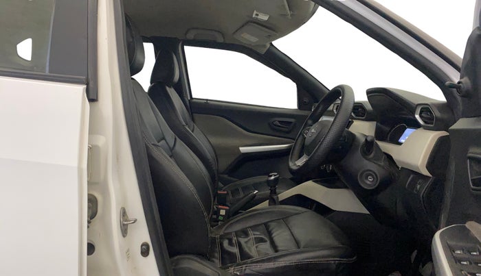 2022 Nissan MAGNITE XE, Petrol, Manual, 60,602 km, Right Side Front Door Cabin
