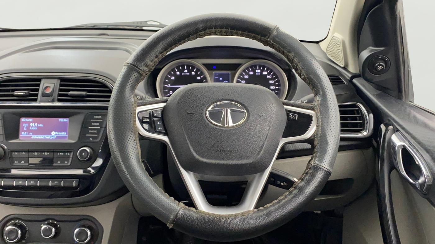 2017 Tata Tiago XZ PETROL, Petrol, Manual, 36,699 km, Steering Wheel Close Up