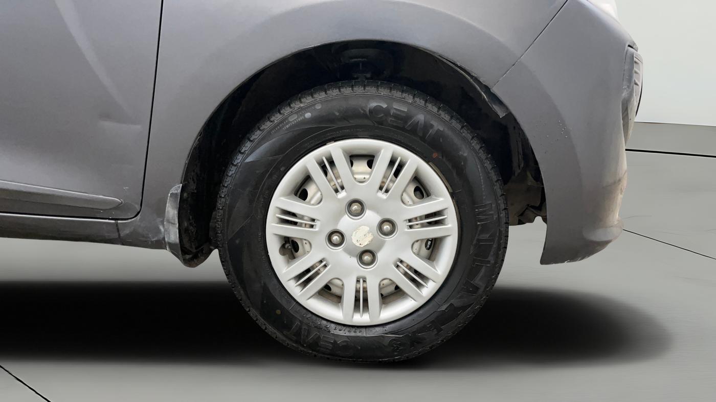 2021 Hyundai NEW SANTRO SPORTZ EXECUTIVE MT CNG, CNG, Manual, 52,384 km, Right Front Wheel
