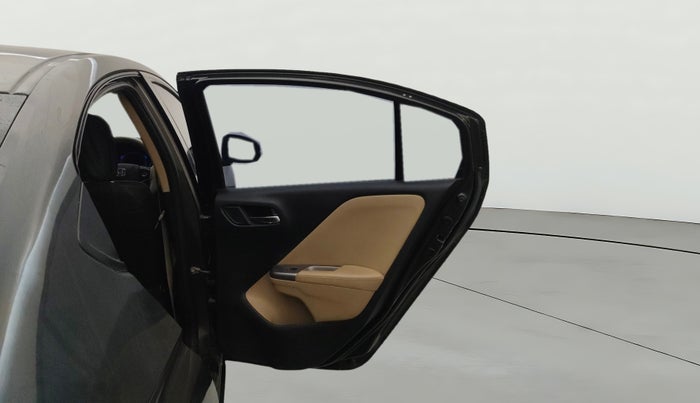 2015 Honda City 1.5L I-VTEC VX (O) MT, Petrol, Manual, 1,20,942 km, RHS Rear Door