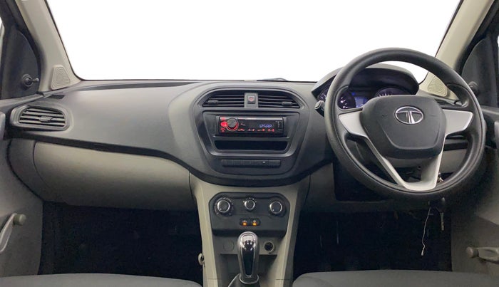 2017 Tata Tiago XE PETROL, Petrol, Manual, 43,479 km, Dashboard