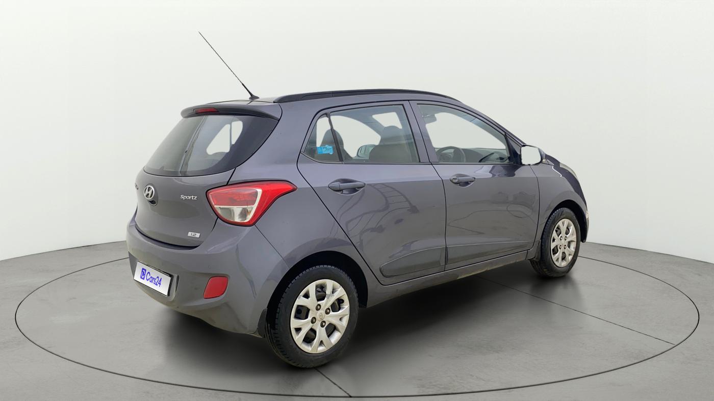 2016 Hyundai Grand i10 SPORTZ 1.2 KAPPA VTVT, Petrol, Manual, 83,872 km, Right Back Diagonal