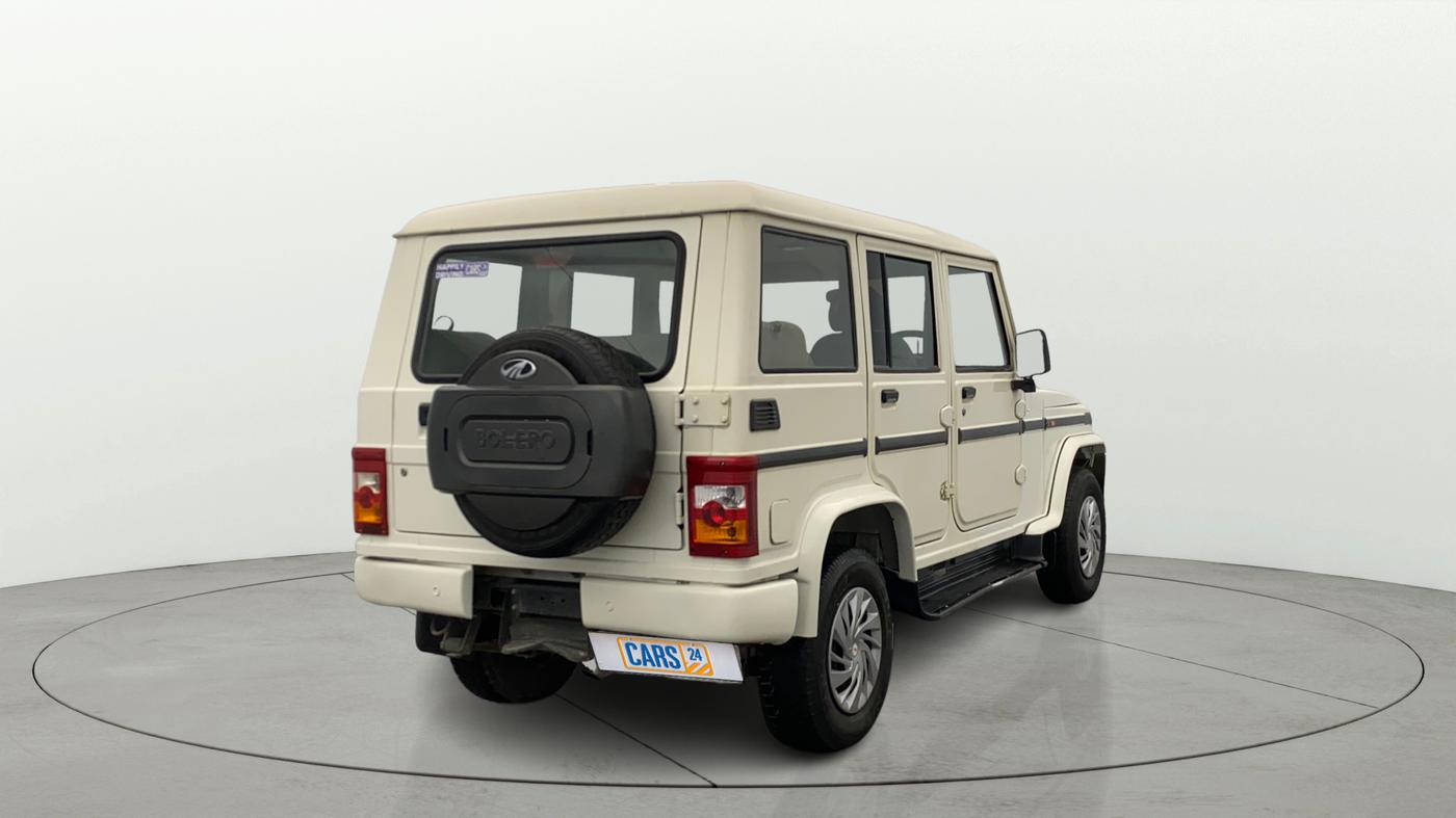 2020 Mahindra Bolero POWER PLUS SLE, Diesel, Manual, 92,722 km, Right Back Diagonal