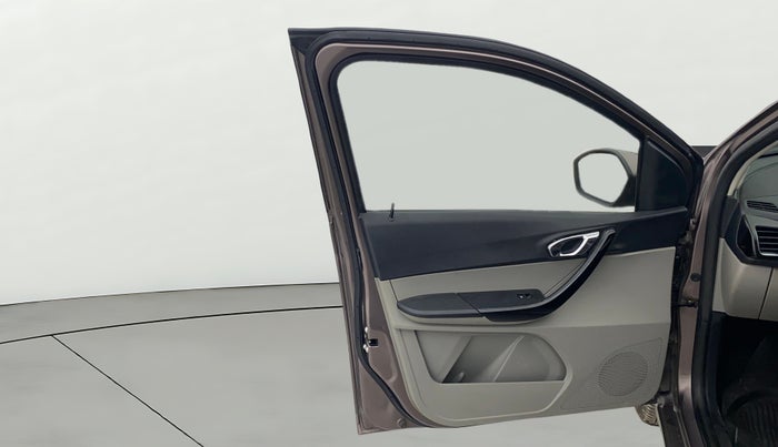 2016 Tata Tiago XZ PETROL, Petrol, Manual, 37,712 km, LHS Front Door