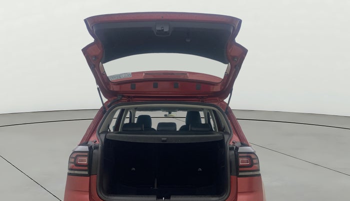 2022 Volkswagen TAIGUN TOPLINE 1.0 TSI AT, Petrol, Automatic, 44,181 km, Boot Open Zoomed View