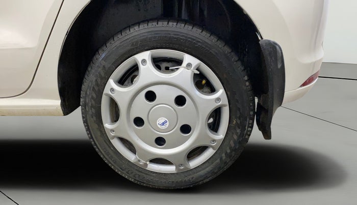 2016 Volkswagen Polo COMFORTLINE 1.2L, Petrol, Manual, 88,927 km, Left Rear Wheel