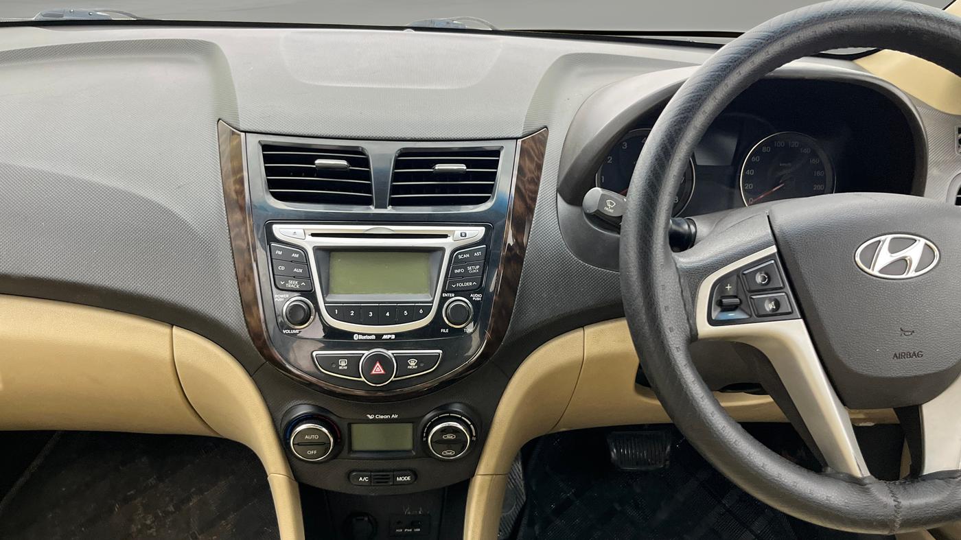 2013 Hyundai Verna FLUIDIC VTVT 1.6 EX AT, Petrol, Automatic, 88,573 km, Air Conditioner