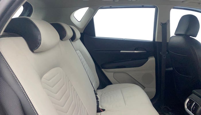 2023 KIA SONET HTX 1.0 IMT, Petrol, Manual, 21,456 km, Right Side Rear Door Cabin