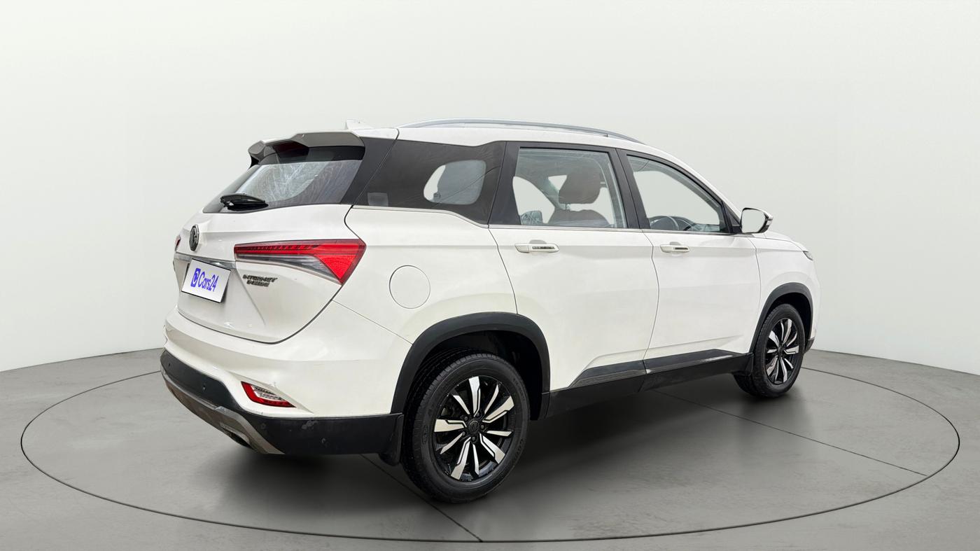2020 MG HECTOR PLUS SHARP 1.5 PETROL TURBO DCT 6-STR, Petrol, Automatic, 32,671 km, Right Back Diagonal