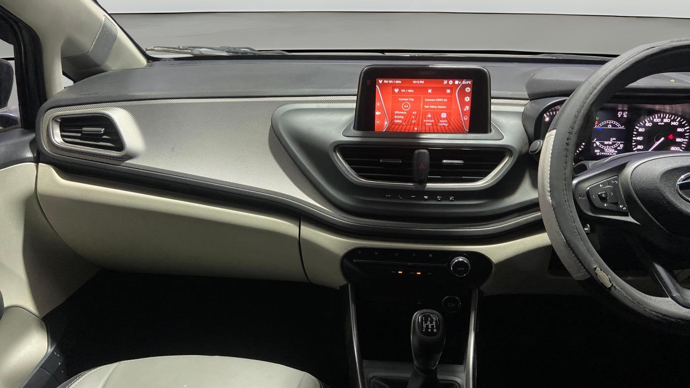 2022 Tata ALTROZ XZ PETROL, Petrol, Manual, 75,069 km, Air Conditioner