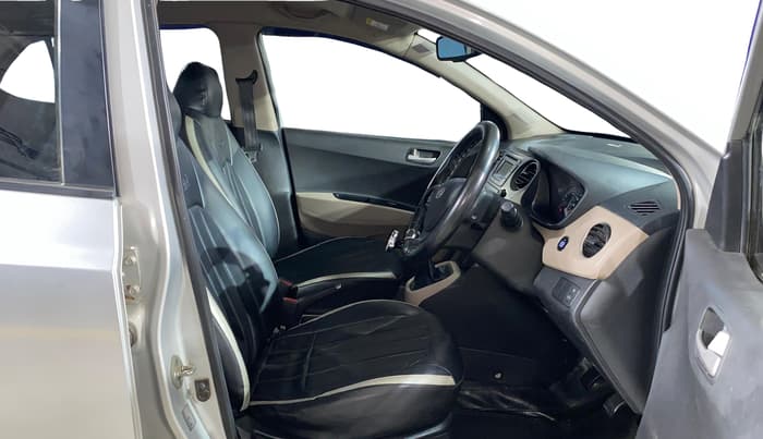 2014 Hyundai Xcent SX 1.2, Petrol, Manual, 73,994 km, Right Side Front Door Cabin