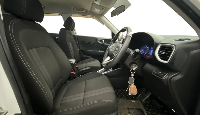 2019 Hyundai VENUE S 1.0 TURBO DCT, Petrol, Automatic, 43,031 km, Right Side Front Door Cabin